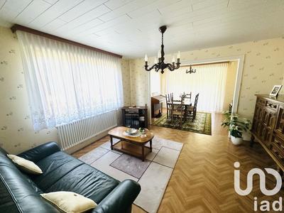 Maison - 121 m² - 6 pièces