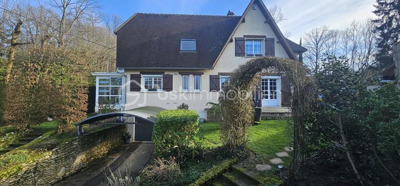 Maison - 170 m² - 7 pièces