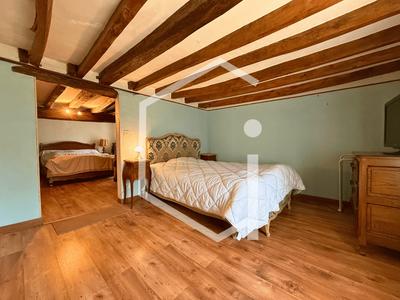 Maison - 165 m² - 7 pièces