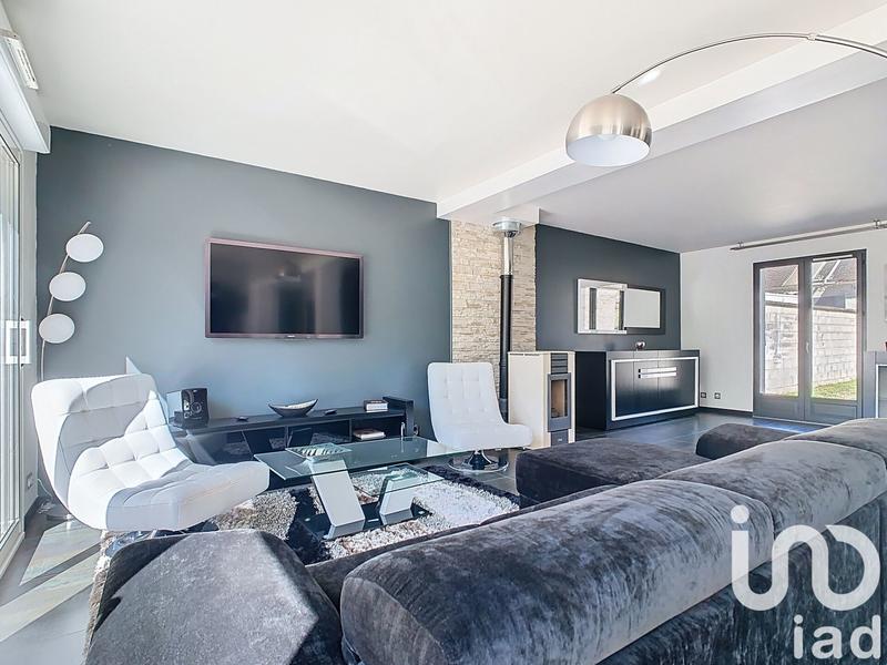 Maison - 208 m² - 6 pièces