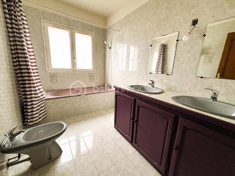 Villa - 140 m² - 6 pièces