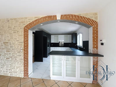 Maison - 151 m² - 7 pièces