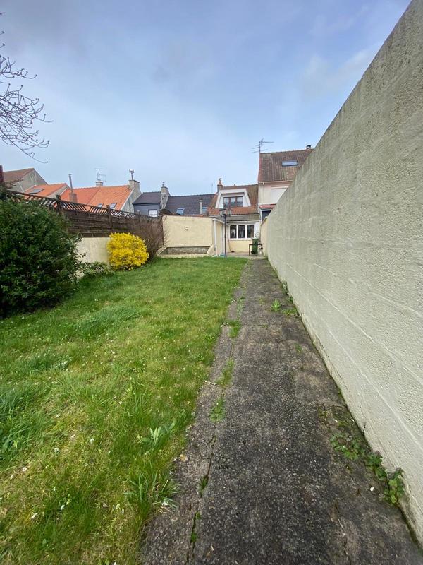 Maison - 96 m² - 3 pièces