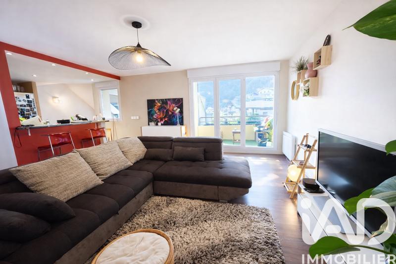 Appartement - 97 m² - 4 pièces