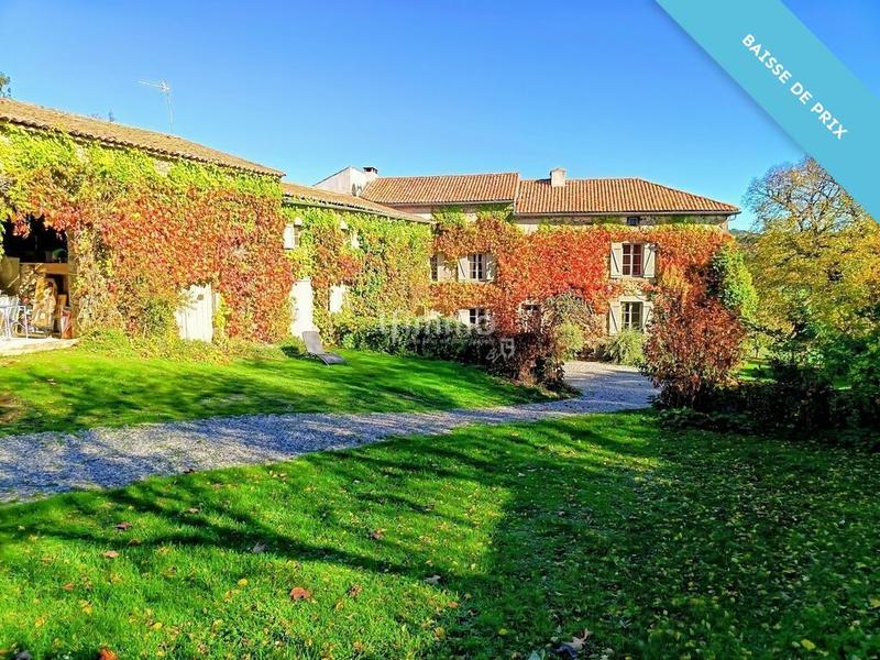 Propriété - 312 m² - 11 pièces