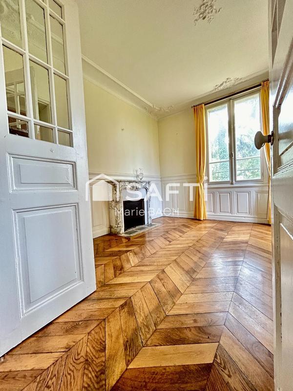 Maison - 195 m² - 9 pièces