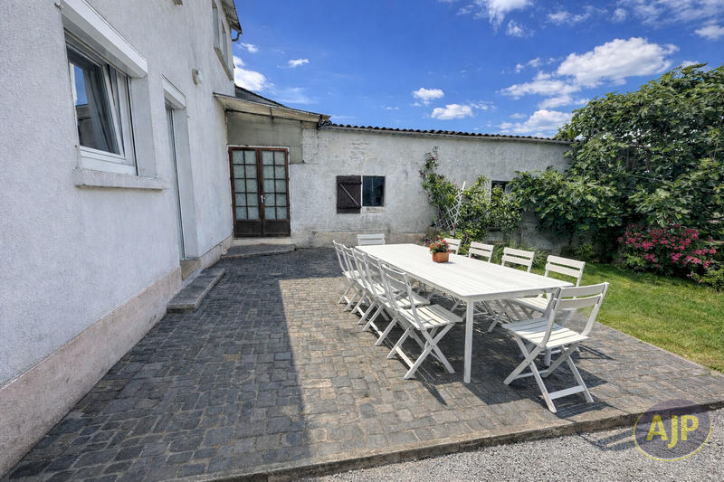 Maison - 110 m² - 6 pièces