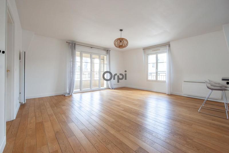 Appartement - 81 m² - 4 pièces