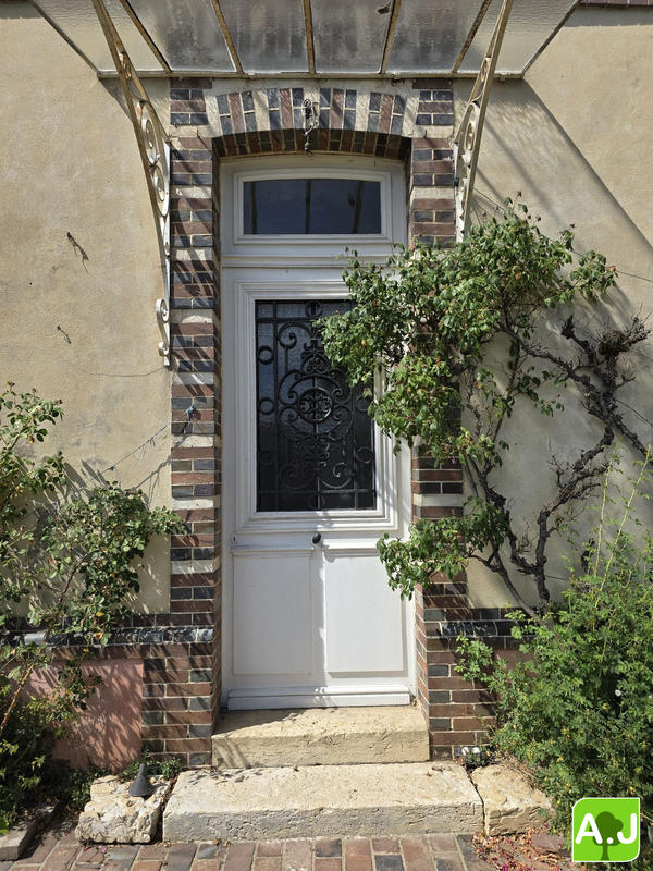 Maison - 88 m² - 4 pièces