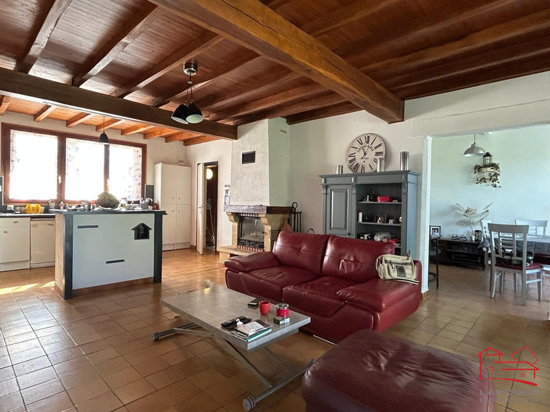 Maison - 100 m² - 5 pièces