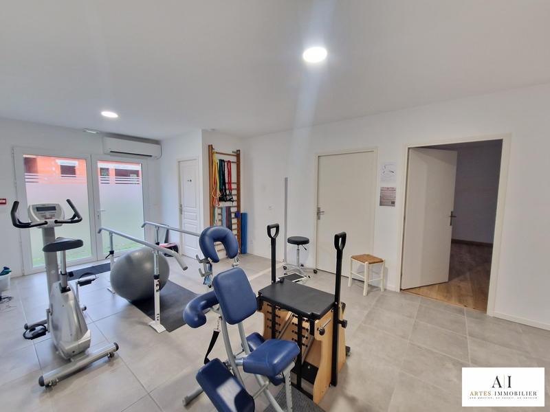 Local d'activités - 125 m² - 4 pièces