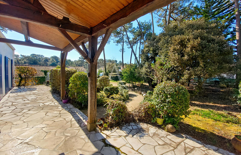 Maison - 170 m² - 6 pièces