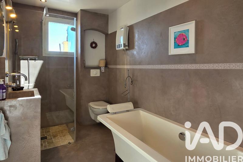 Maison - 182 m² - 7 pièces