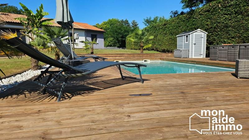 Maison - 169 m² - 8 pièces