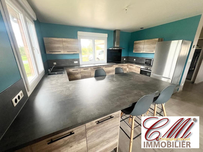 Maison - 203 m² - 8 pièces