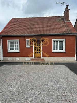 Maison - 95 m² - 4 pièces