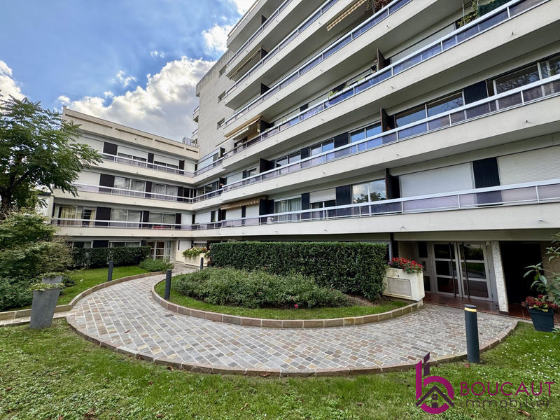 Appartement - 108 m² - 4 pièces