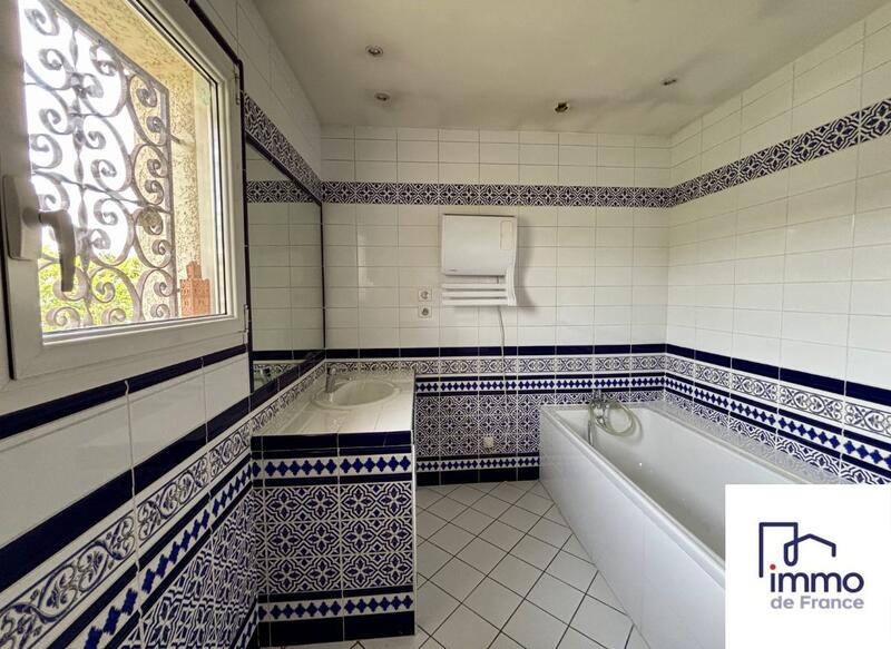 Villa - 158 m² - 7 pièces