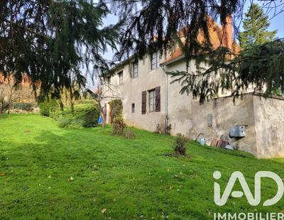 Maison de village - 144 m² - 10 pièces