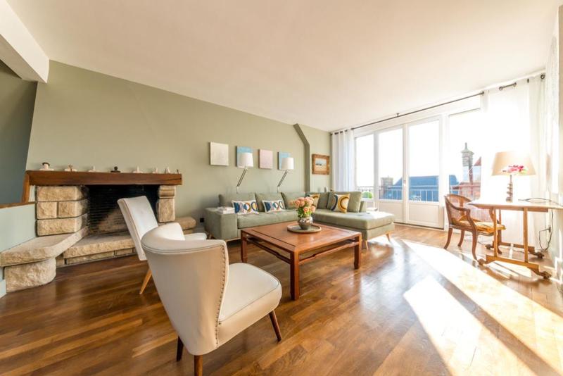 Propriété - 435 m² - 10 pièces