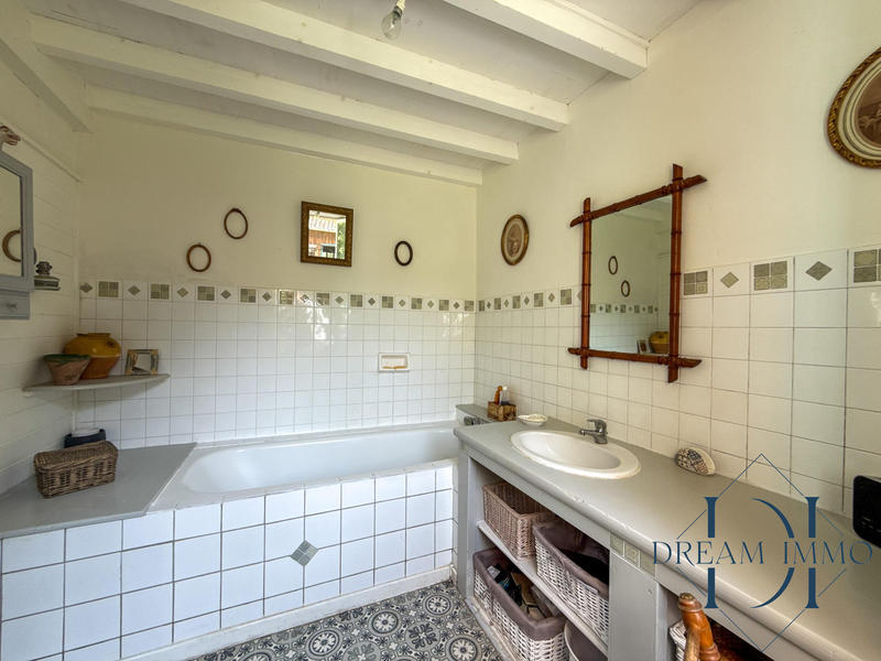 Maison - 190 m² - 5 pièces