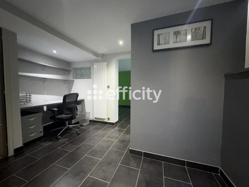 Pavillon - 157 m² - 6 pièces