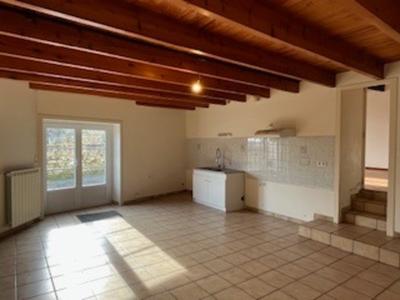 Maison - 140 m² - 7 pièces