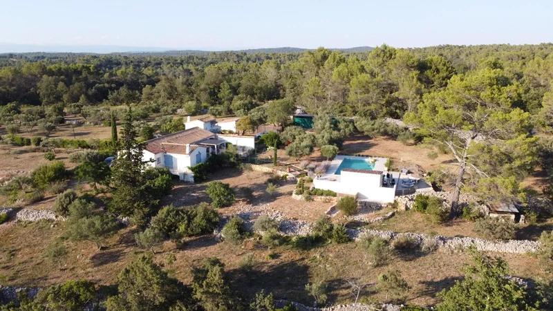 Mas - 153 m² - 6 pièces