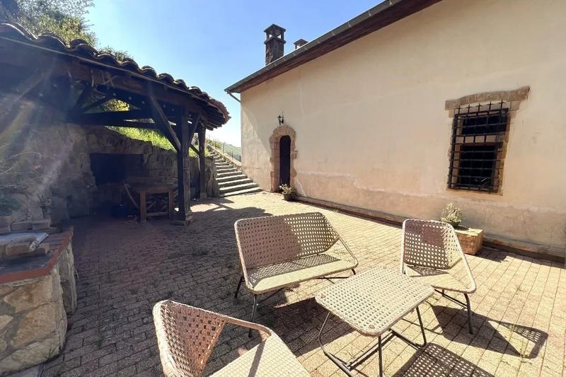 Maison - 183 m² - 7 pièces
