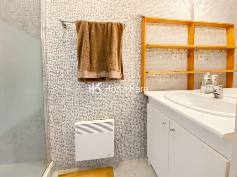 Appartement - 90 m² - 4 pièces