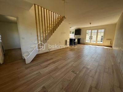 Maison - 80 m² - 5 pièces