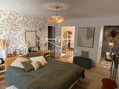 Villa - 207 m² - 5 pièces