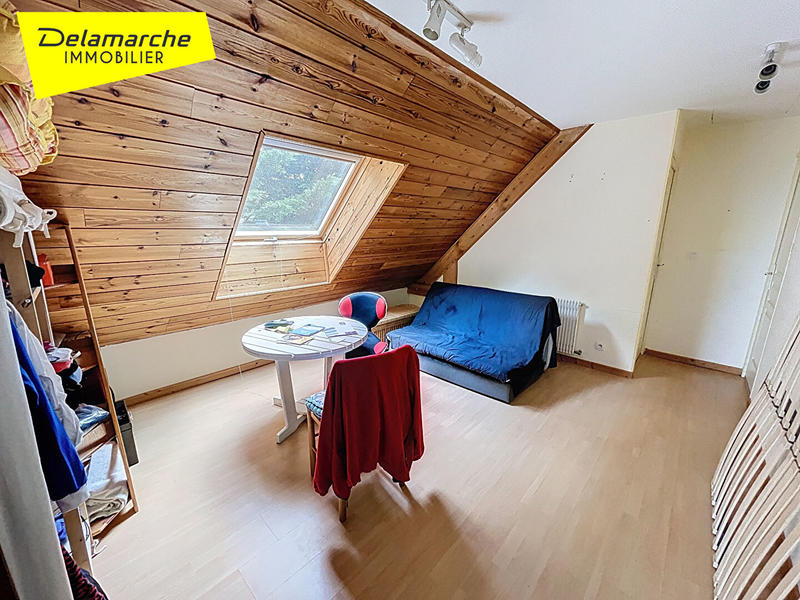 Maison - 140 m² - 8 pièces