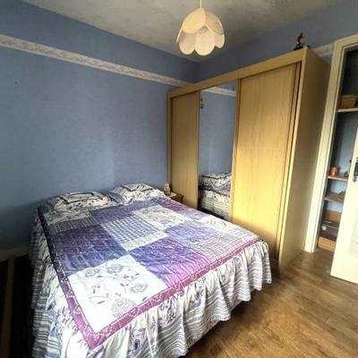 Maison - 64 m² - 5 pièces