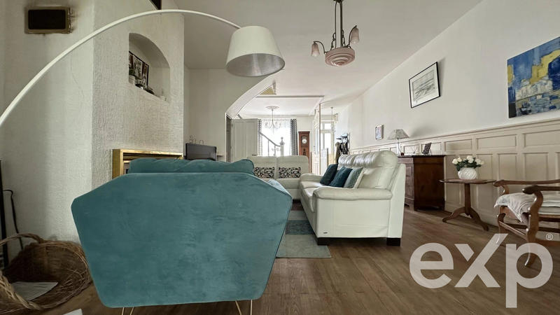 Maison - 190 m² - 7 pièces