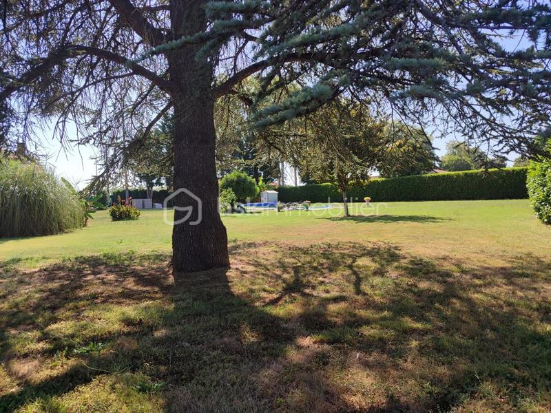 Maison - 200 m² - 7 pièces