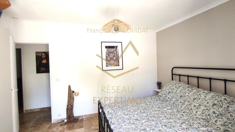 Maison - 111 m² - 5 pièces