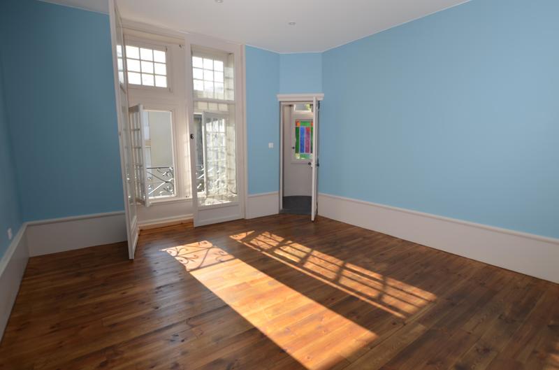 Demeure - 217 m² - 11 pièces