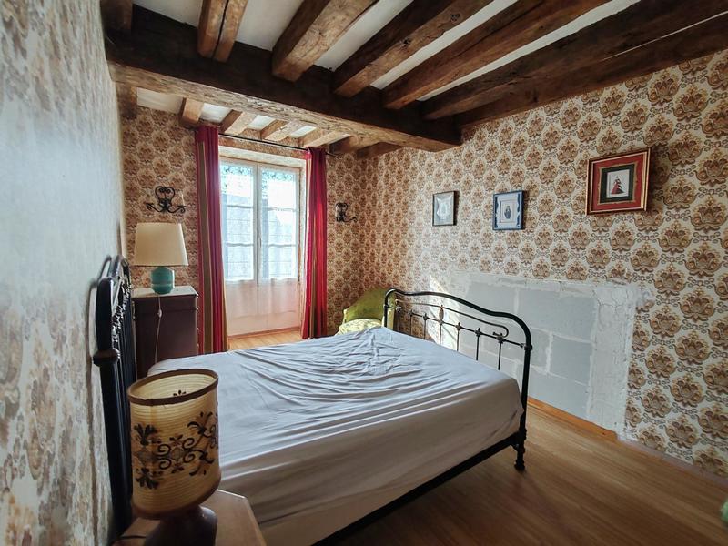 Maison - 210 m² - 7 pièces