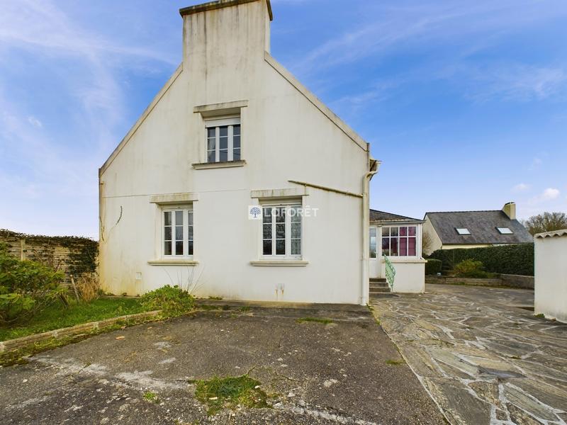 Maison traditionnelle - 120 m² - 6 pièces