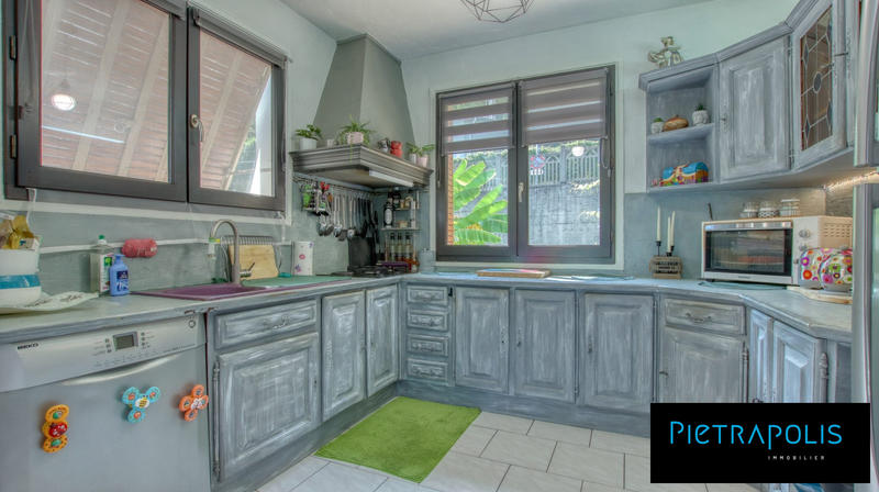 Maison - 137 m² - 4 pièces