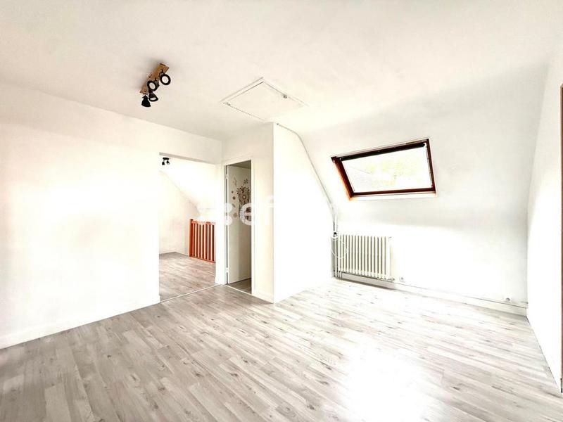 Pavillon - 194 m² - 8 pièces