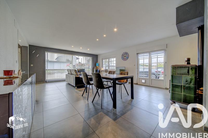 Maison - 262 m² - 7 pièces