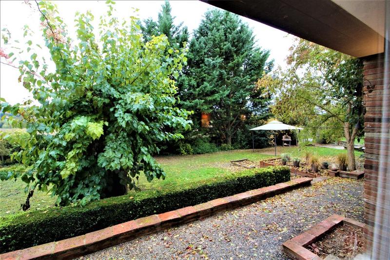 Demeure - 340 m² - 12 pièces