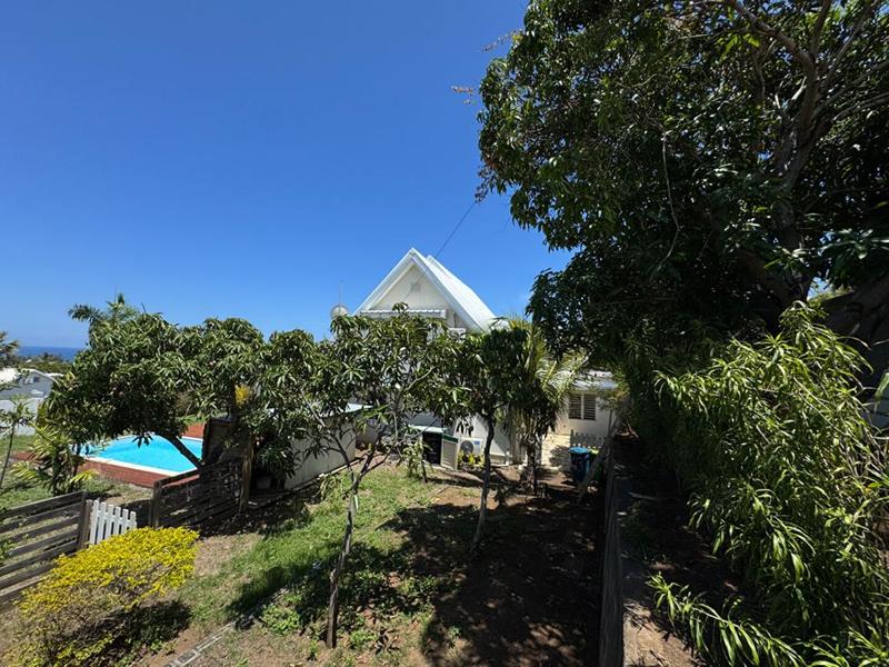 Villa - 270 m² - 9 pièces