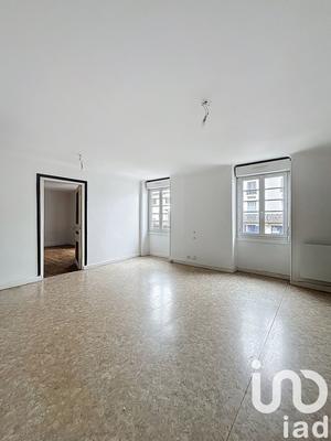 Appartement - 99 m² - 3 pièces