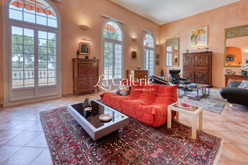 Appartement - 166 m² - 5 pièces