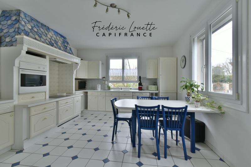 Maison - 217 m² - 8 pièces