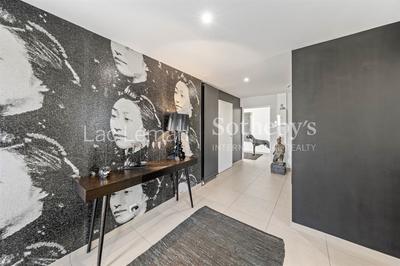 Maison - 200 m² - 6 pièces