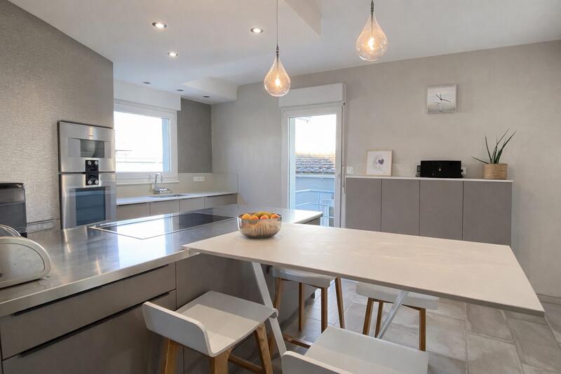 Maison - 185 m² - 6 pièces